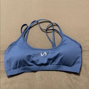 Cosmic seamless multiwear sports bra